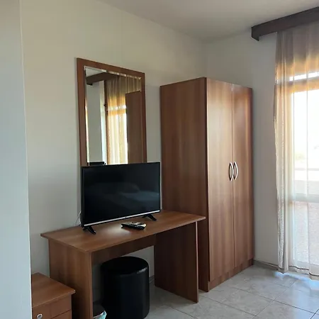 Pirin Private