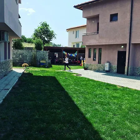 Pirin Private